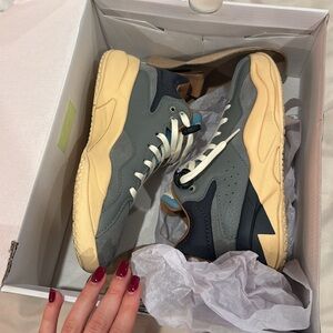 Brand Black Los Angeles Sneakers